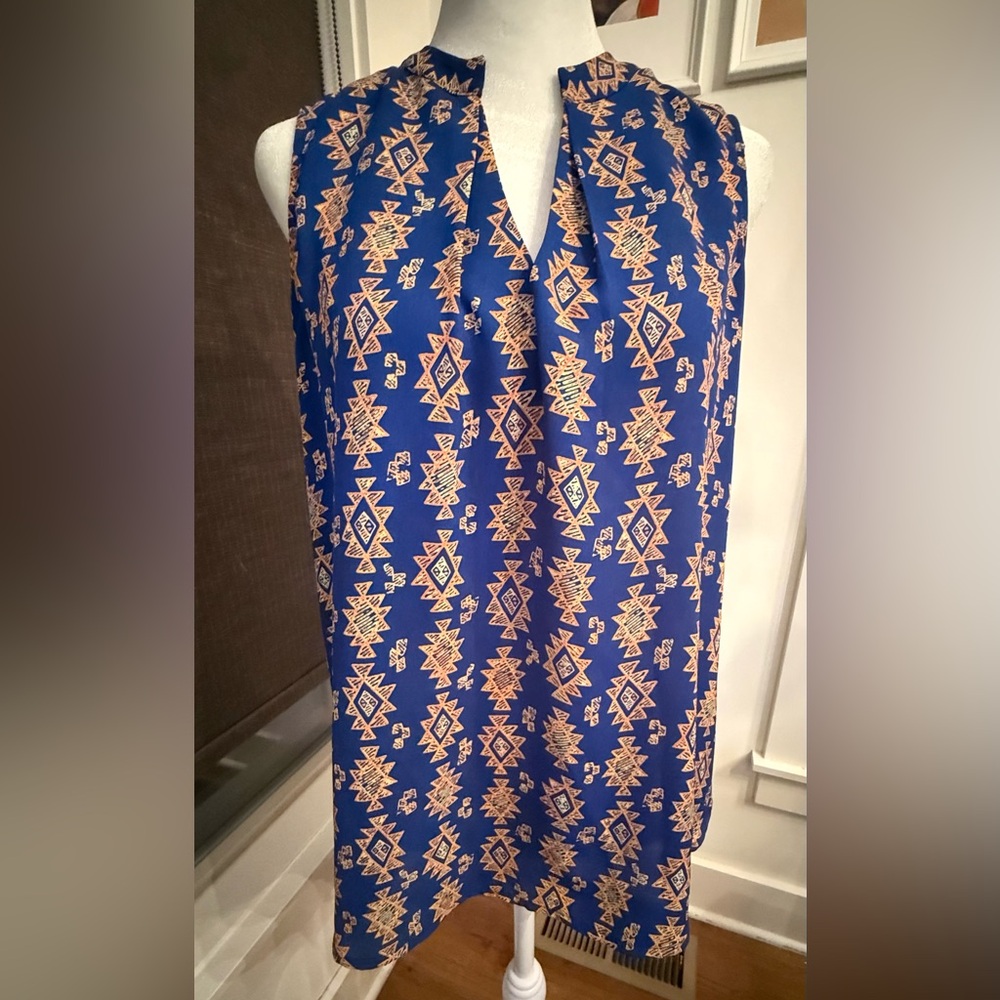 Pleione Sleeveless Tunic Blouse. Blue & Gold Aztec Print. Size Small